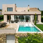 Mediterranean style villa in El Paraiso Alto for sale 2