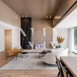 Mediterranean style villa in El Paraiso Alto for sale 10