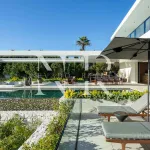 Villa in Urbanization El Madroñal with panoramic views for sale 5