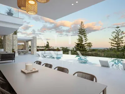 Villa in Urbanisation La Quinta with panoramic views for sale