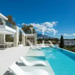 Villa in Urbanisation La Quinta with panoramic views for sale 2