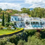 Villa in El Herrojo with panoramic sea views for sale 1