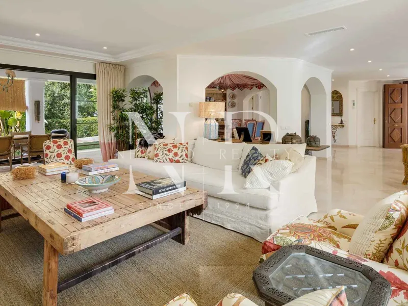 Completely renovated villa in La Quinta for sale