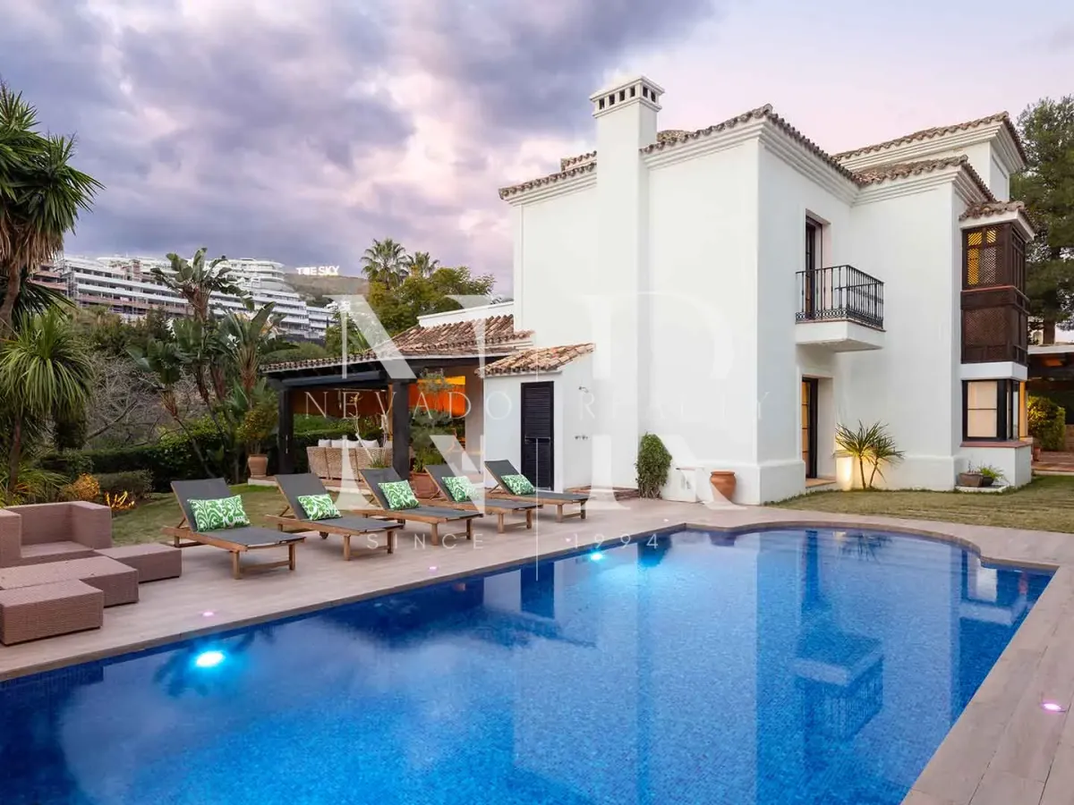 Completely renovated villa in La Quinta for sale