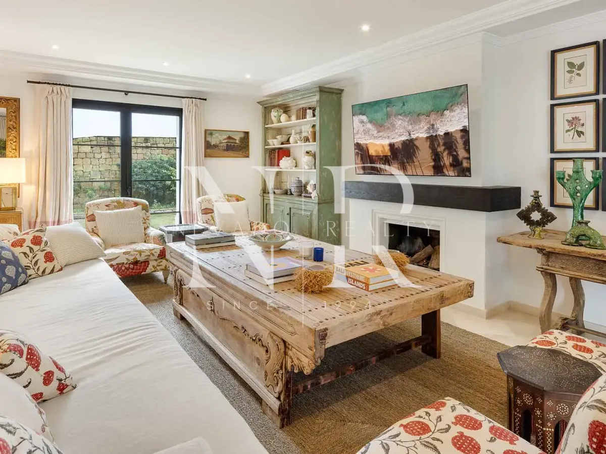 Completely renovated villa in La Quinta for sale