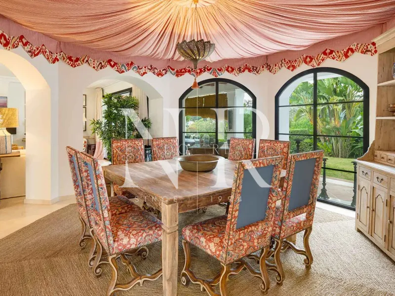 Completely renovated villa in La Quinta for sale