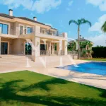 Villa in Los Flamingos Golf Urbanization for sale 1