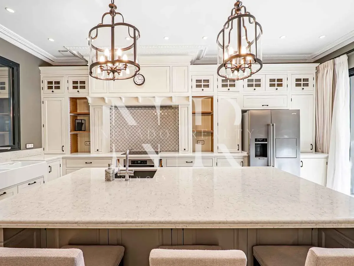 Villa in Los Flamingos Golf Urbanization for sale