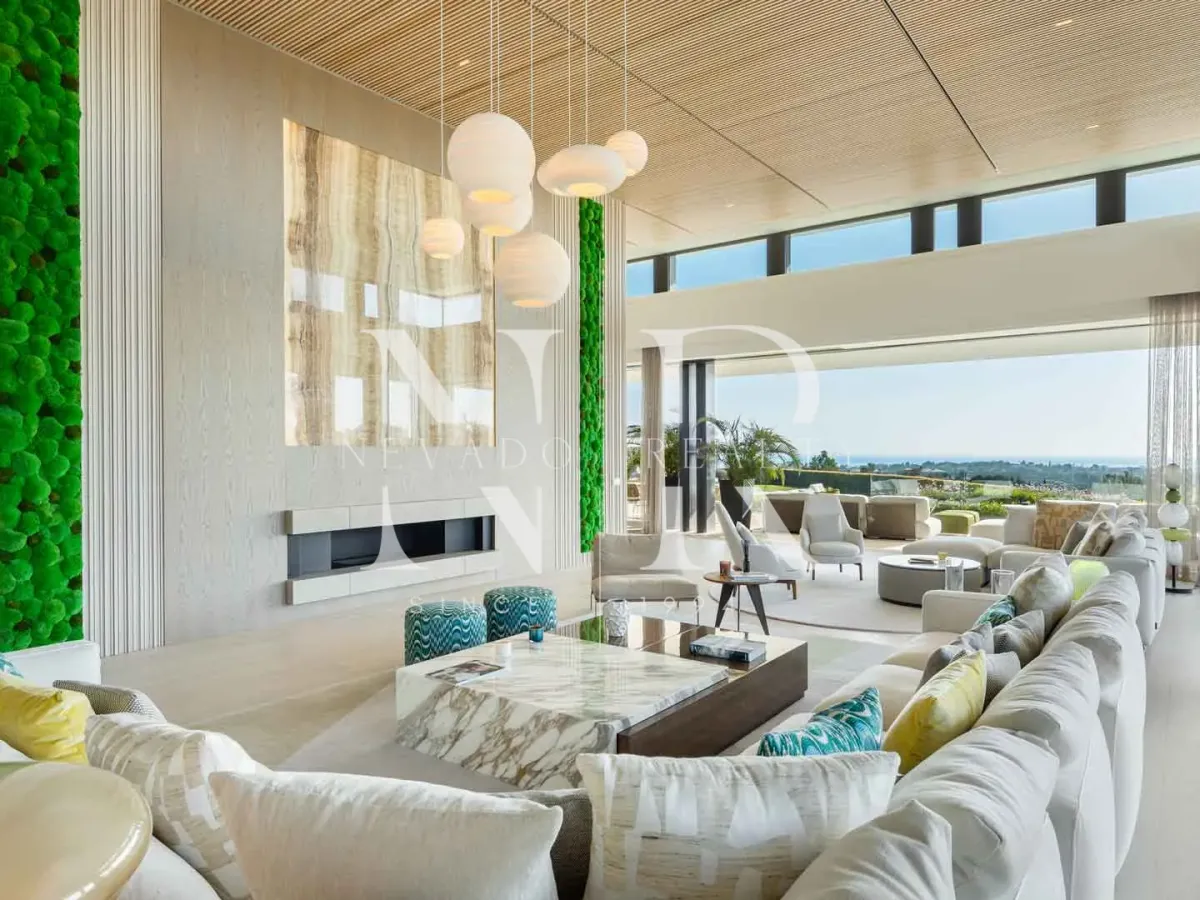 Villa in The Hills urbanization with panoramic sea views for sale