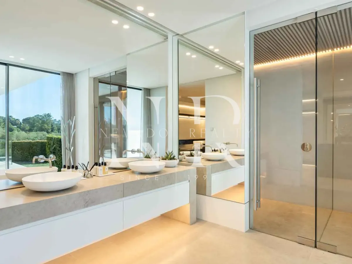 Villa in The Hills urbanization with panoramic sea views for sale