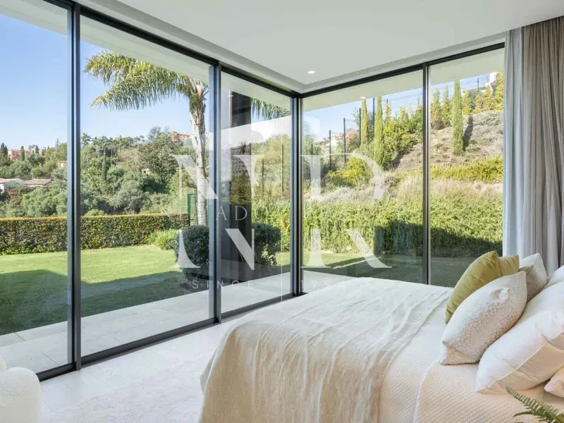 Villa in The Hills urbanization with panoramic sea views for sale