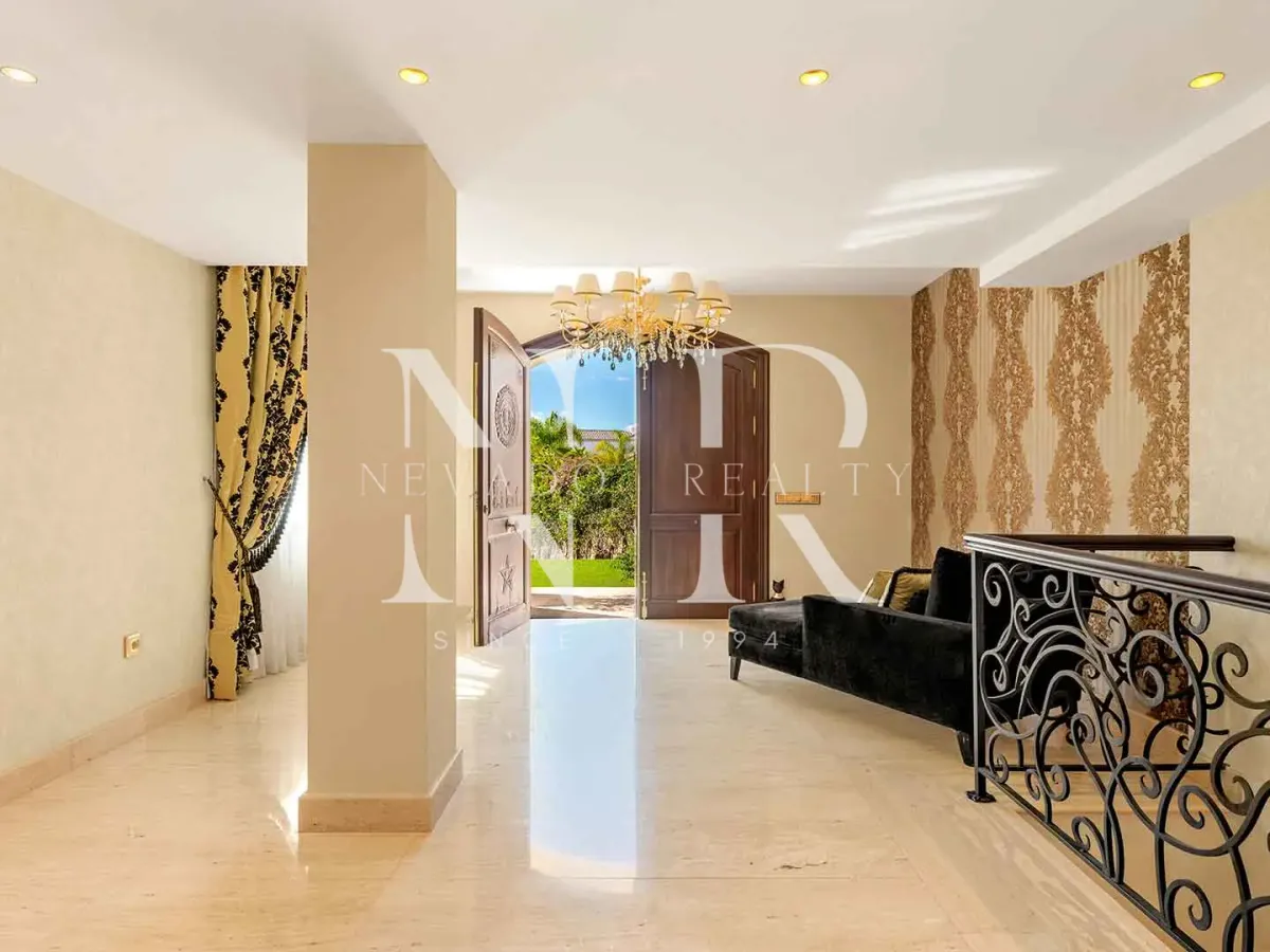 Villa in Urbanization El Herrojo with panoramic sea views for sale