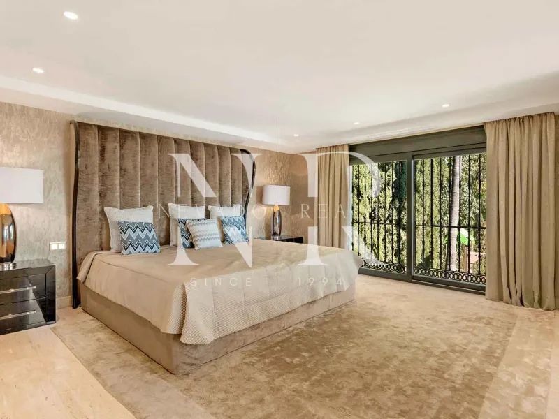 Villa in Urbanization El Herrojo with panoramic sea views for sale