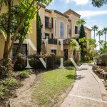 Penthouse in Urbanisation of Buenavista de La Quinta with panoramic sea views for sale 4