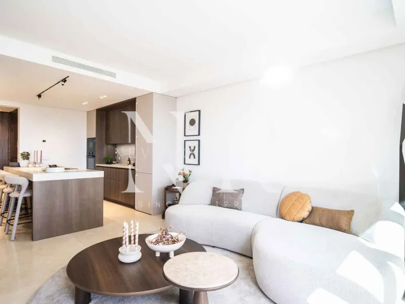 Penthouse in Urbanisation of Buenavista de La Quinta with panoramic sea views for sale