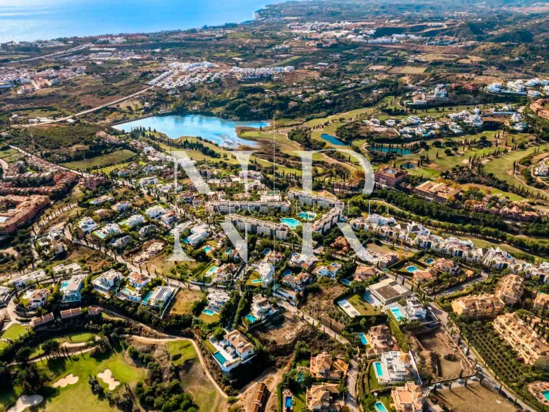 Villa project in Los Flamingos Golf urbanization with sea views for sale