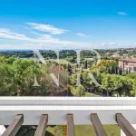 Penthouse for sale in Los Flamingos Golf, Benahavis 4