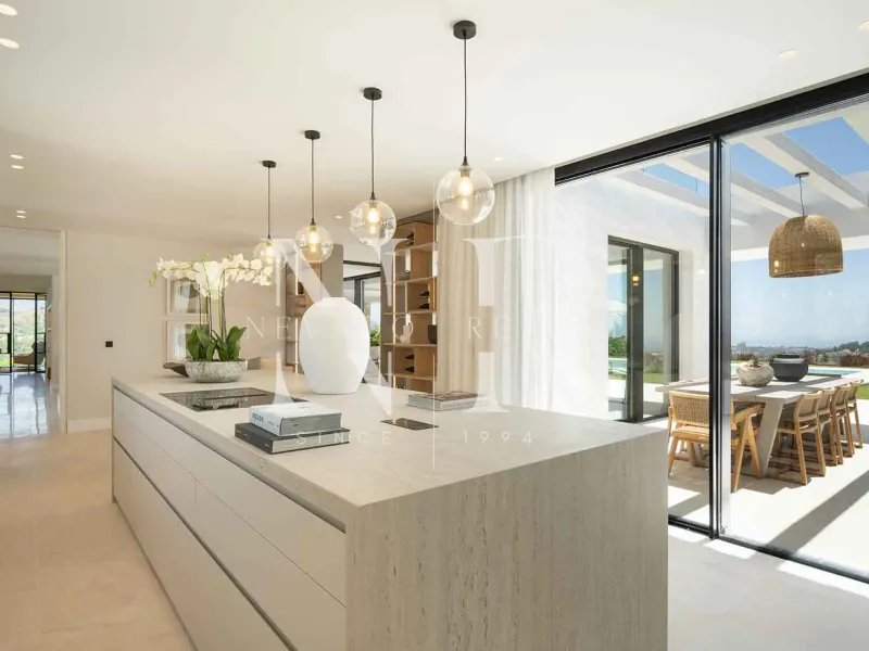 Villa in Urbanisation El Herrojo with panoramic sea views for sale