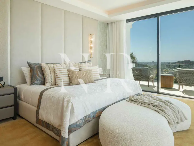 Villa in Urbanisation El Herrojo with panoramic sea views for sale