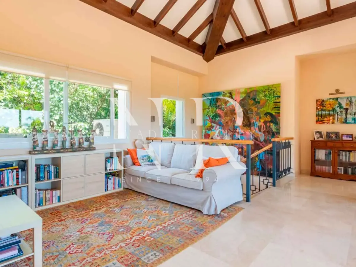Luxury villa for sale in Paraiso Alto, Benahavis