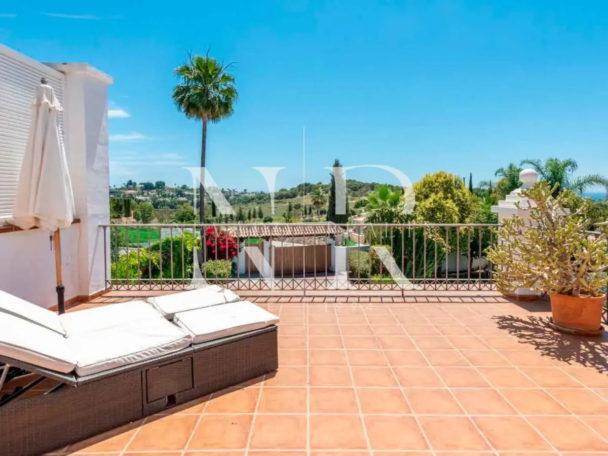 Luxury villa for sale in Paraiso Alto, Benahavis