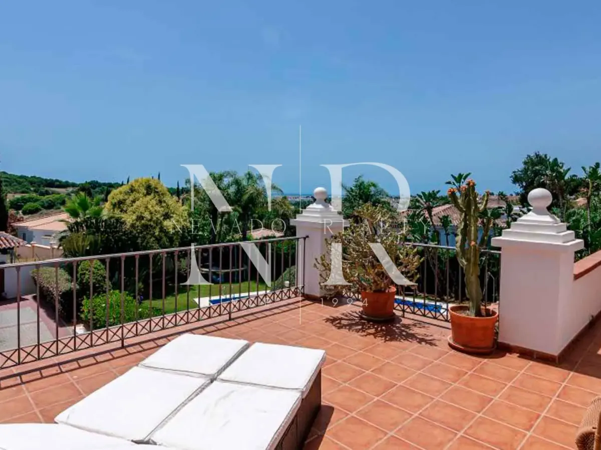 Luxury villa for sale in Paraiso Alto, Benahavis