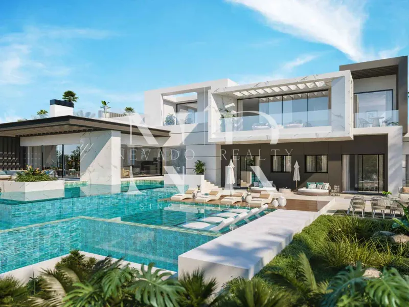 Project of a villa in El Paraiso with sea views for sale, Benahavis