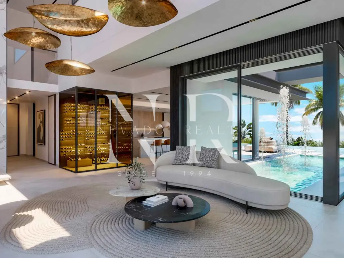 Project of a villa in El Paraiso with sea views for sale, Benahavis