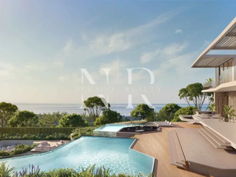 Villa between Estepona and Benahavis for sale