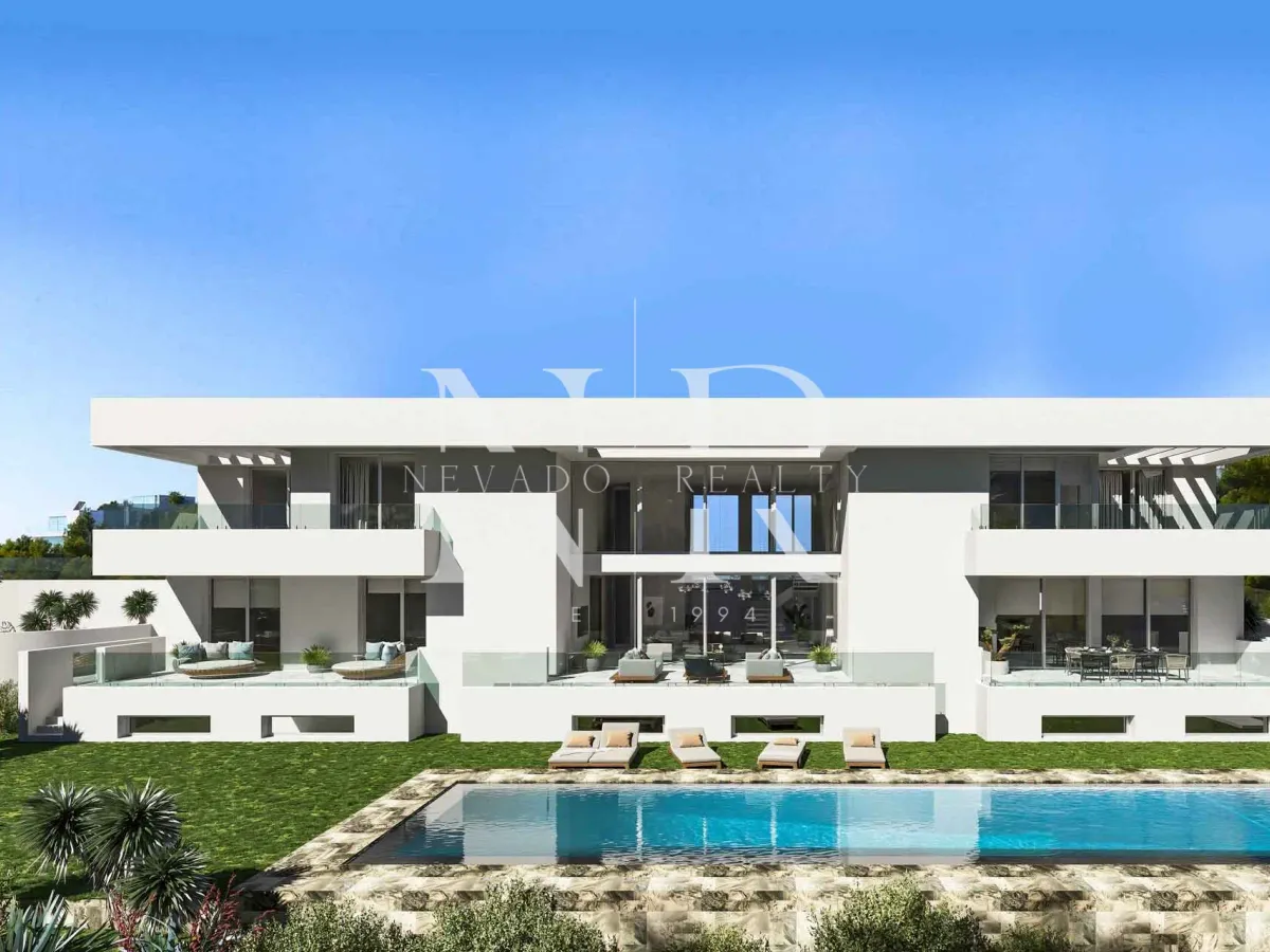 Newly built villa in El Paraíso Alto for sale