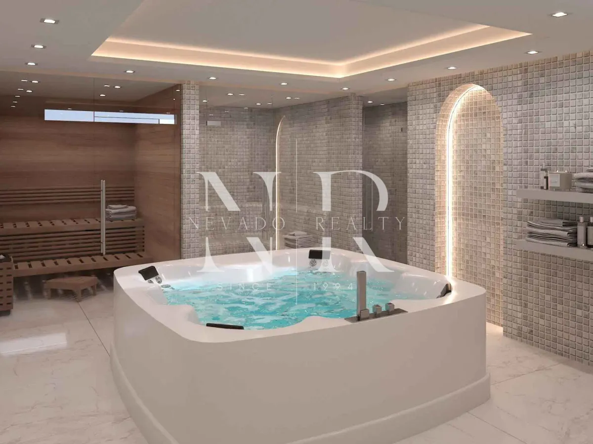 Newly built villa in El Paraíso Alto for sale