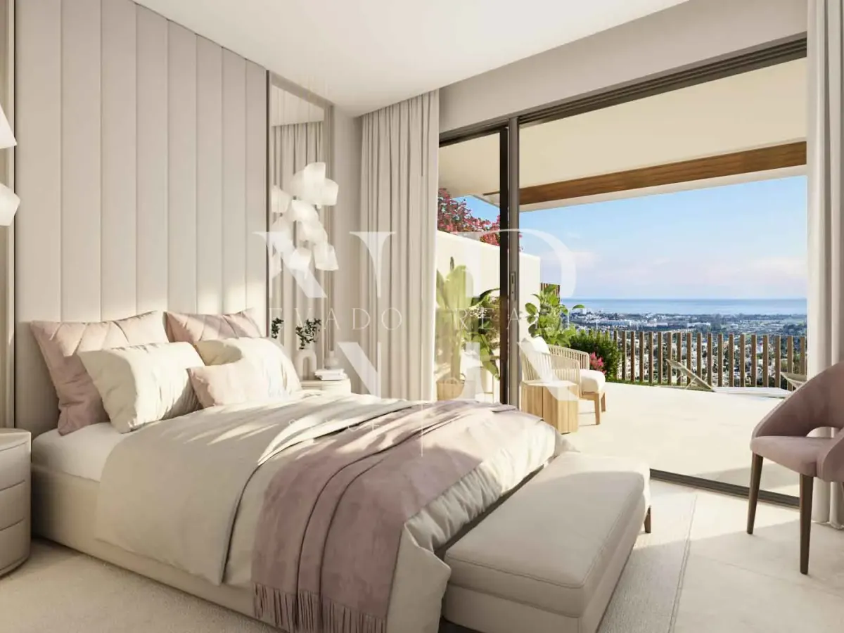 Newly built flat in Benahavís with panoramic views in gated community for sale