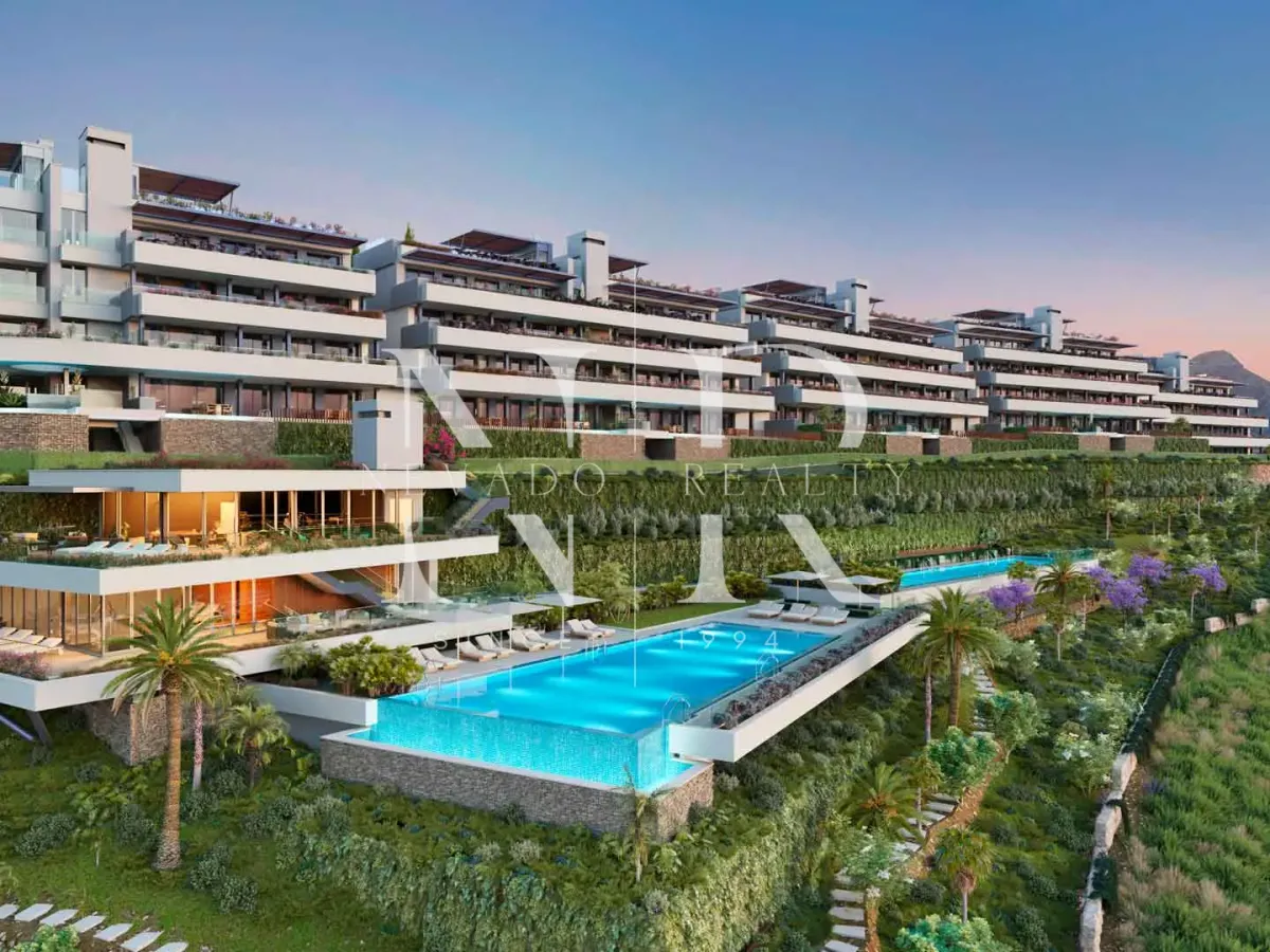 Newly built flat in Benahavís with panoramic views in gated community for sale