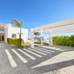 Villa in Benahavís next to the golf course for sale 5
