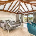 Set of two villas in Benahavis with large plot for sale 2