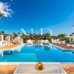 Set of two villas in Benahavis with large plot for sale 9