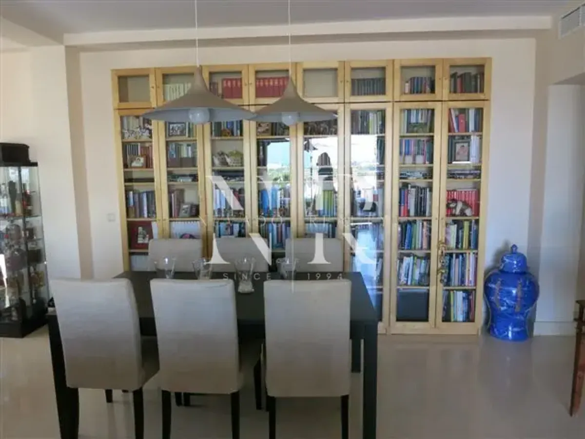 Penthouse in Capanes del Golf Urbanization with panoramic views for sale