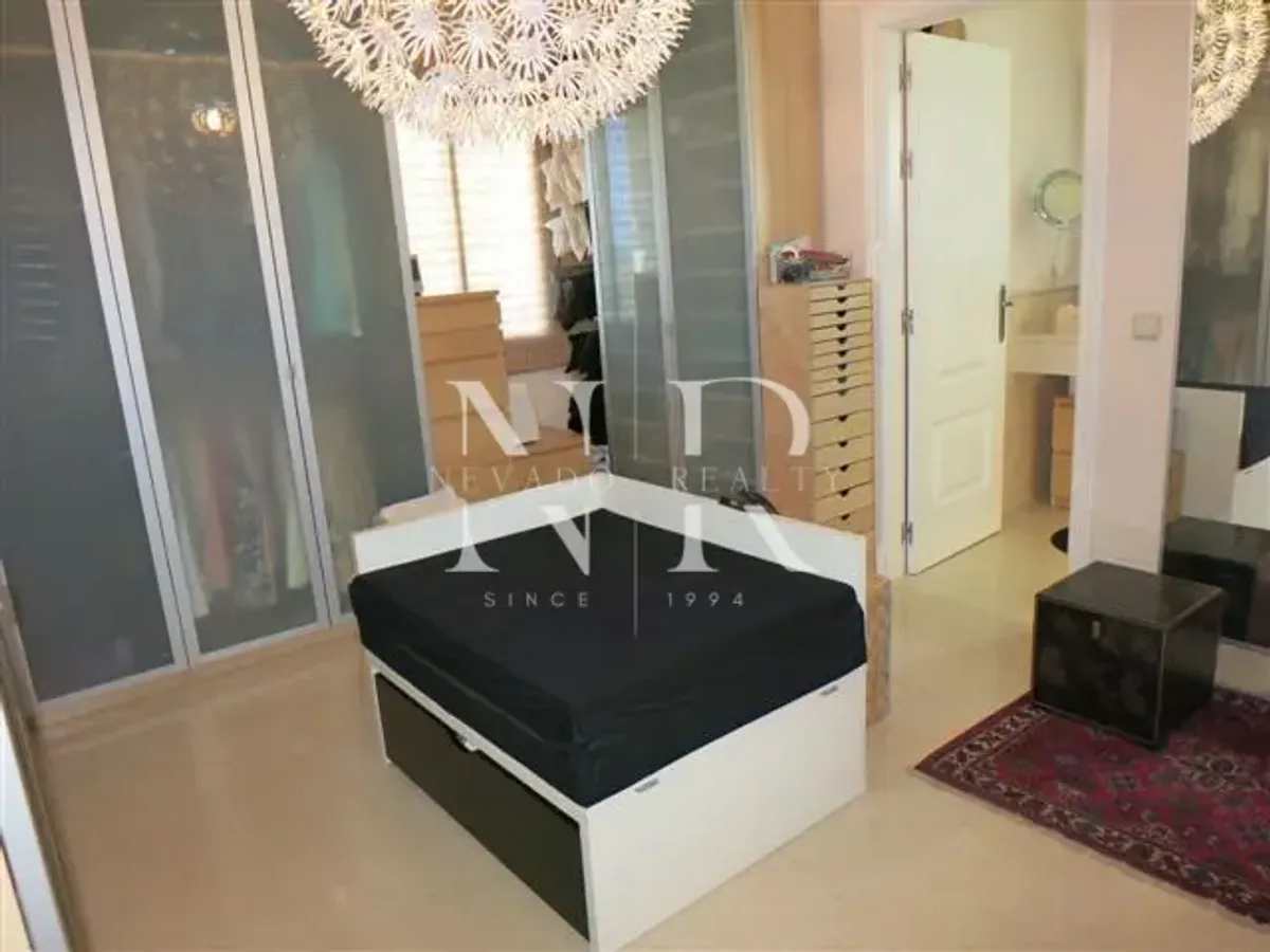 Penthouse in Capanes del Golf Urbanization with panoramic views for sale