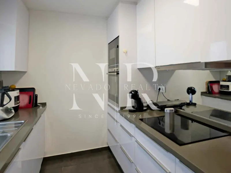 Penthouse for sale in Jardines de Banús Urbanization