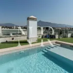 Penthouse with sea views in Embrujo de Banús, Marbella for sale 1