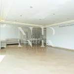 Penthouse with sea views in Embrujo de Banús, Marbella for sale 2