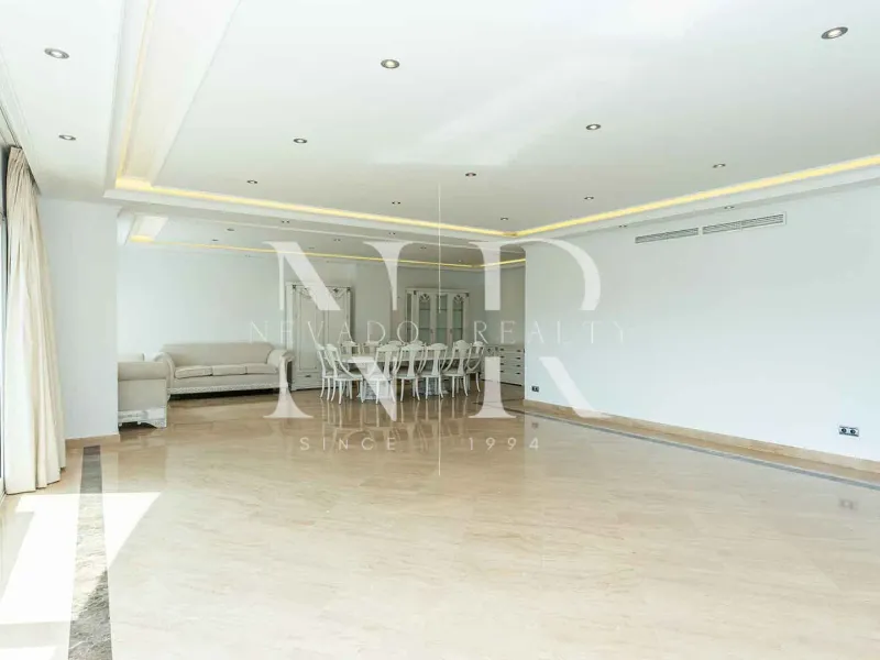 Penthouse with sea views in Embrujo de Banús, Marbella for sale