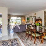 Frontline beach flat in Los Granados de Banús I for sale 6