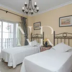 Frontline beach flat in La Herradura for sale 13