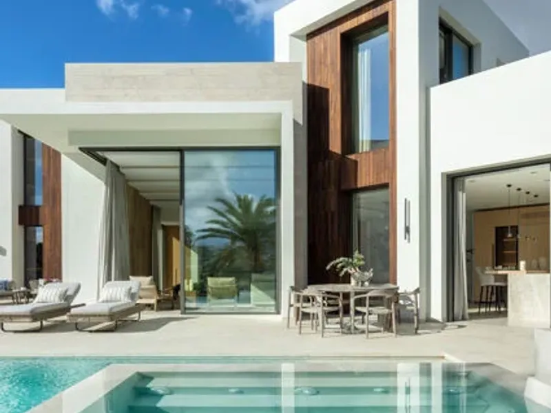 Villa Elba - Frontline Golf Renovated Luxury Villa in Los Naranjos, Nueva Andalucía