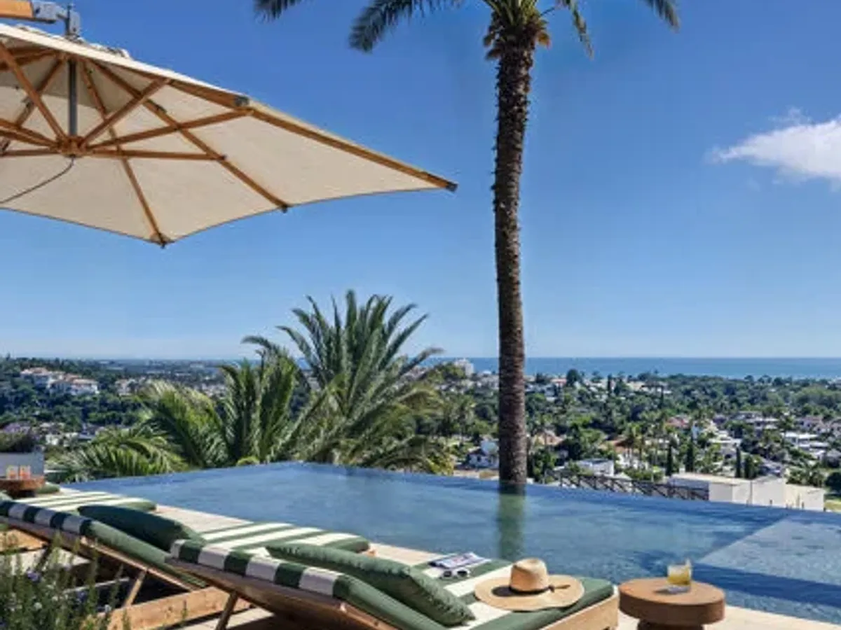 Villa Elba - Frontline Golf Renovated Luxury Villa in Los Naranjos, Nueva Andalucía