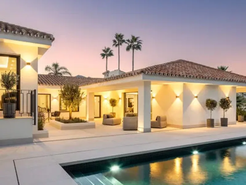Isla Brisa - Incredible Frontline Golf Modern House in Las Brisas, Nueva Andalucía, Marbella