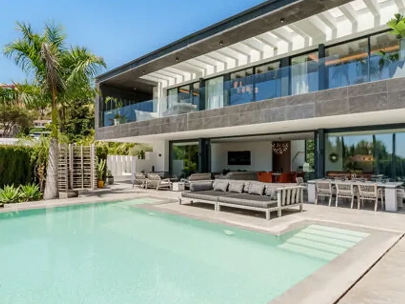 Isla Brisa - Incredible Frontline Golf Modern House in Las Brisas, Nueva Andalucía, Marbella