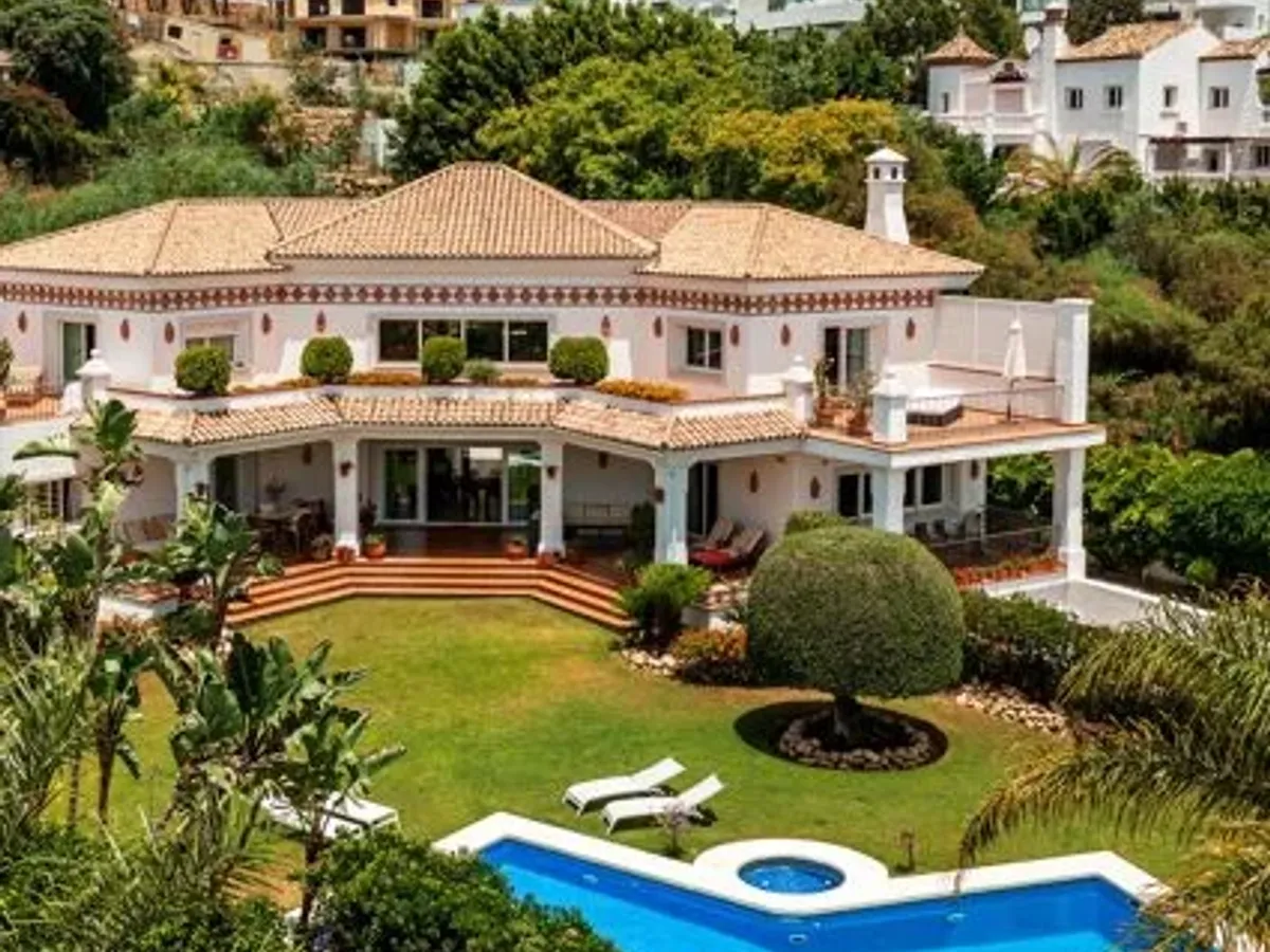 Casa Noora - Elegant Renovated Villa in Altos del Paraíso, Benahavís