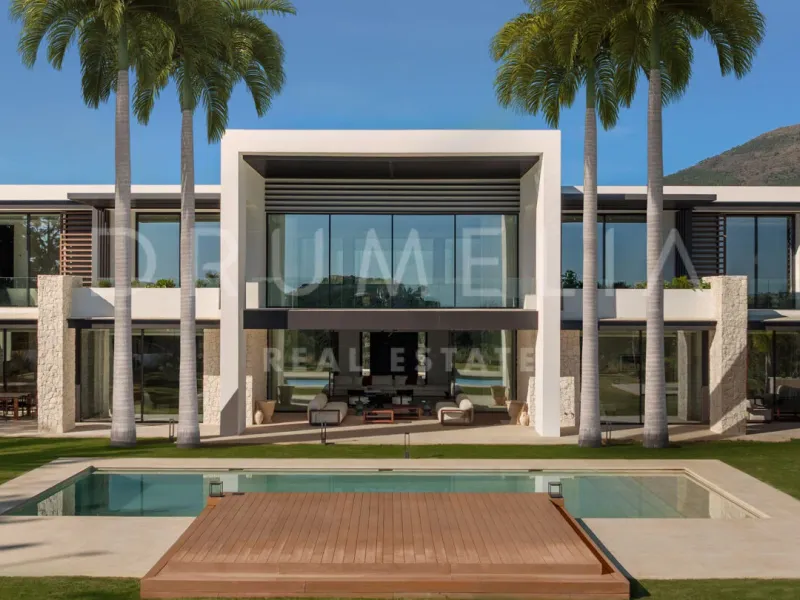 Casa Olea - Brand-New Contemporary Villa with Sea Views in La Zagaleta